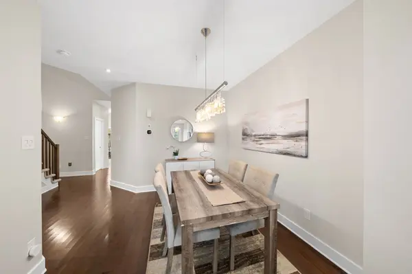 278 Fergus CRES, Barrhaven, ON K2J 3L7