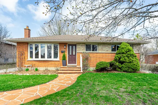 256 Southcrest DR, London South, ON N6J 1N1