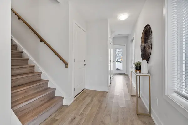 115 Shoreview PL #6, Hamilton, ON L8E 0K4