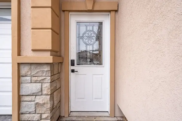 96 Charlotte AVE #BMST, Hamilton, ON L8K 4V2