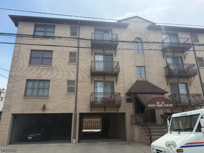 45-51 Gotthardt St #B-5, Newark City, NJ 07105