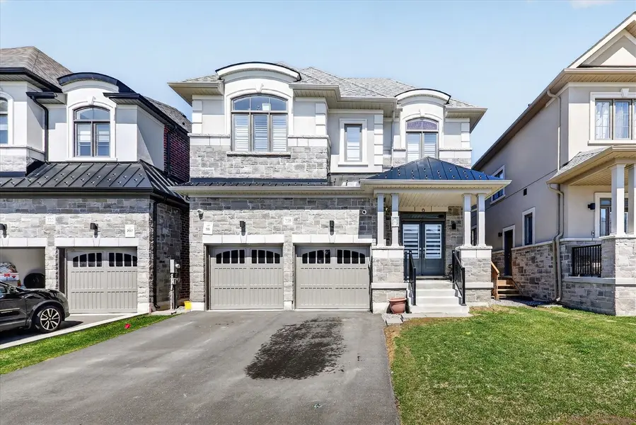 218 Flood AVE, Clarington, ON L1B 0W6