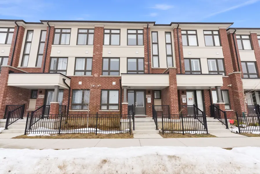 1363 Shankel RD, Oshawa, ON L1K 3E6