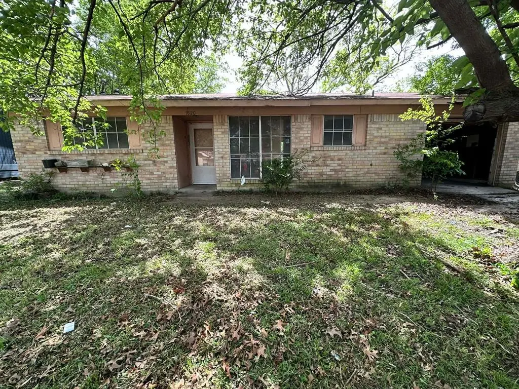 9920 Gulf Palms Drive, Dallas, TX 75227