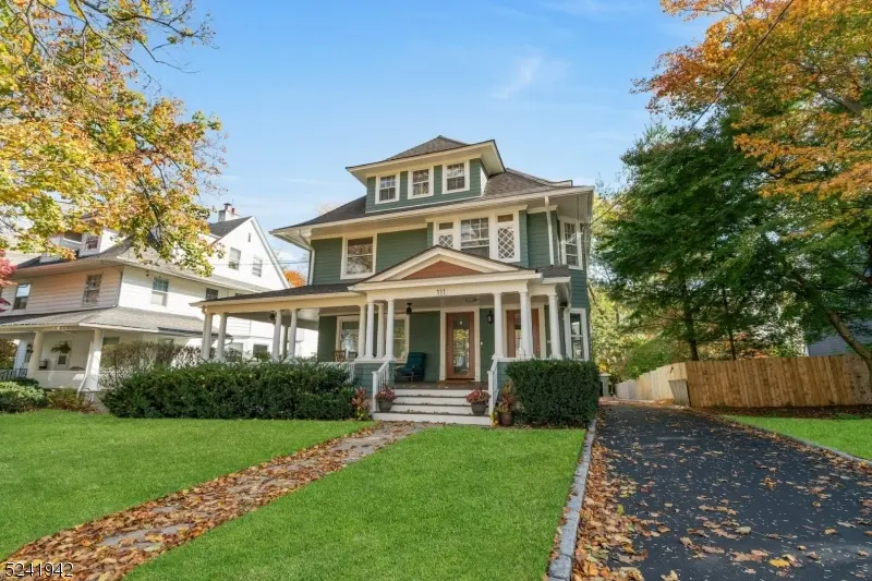 111 Park St #2, Montclair Twp., NJ 07042