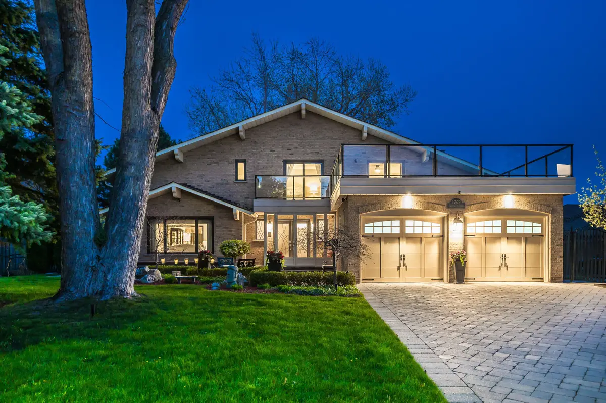 1702 Carrington RD, Mississauga, ON L5M 2K2