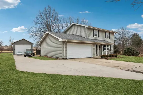 702 North Street, Williamsburg, IA 52361