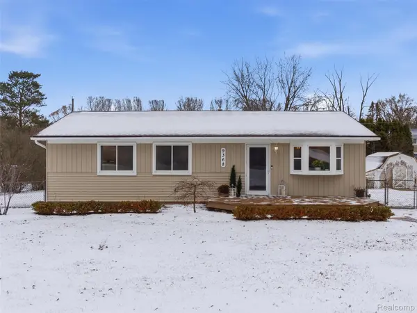 9368 Debby Jo DR,  Village Of Clarkston,  MI 48346