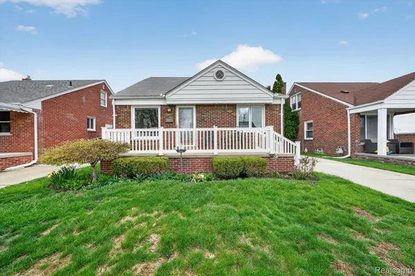 12984 Callender ST, Southgate, MI 48195