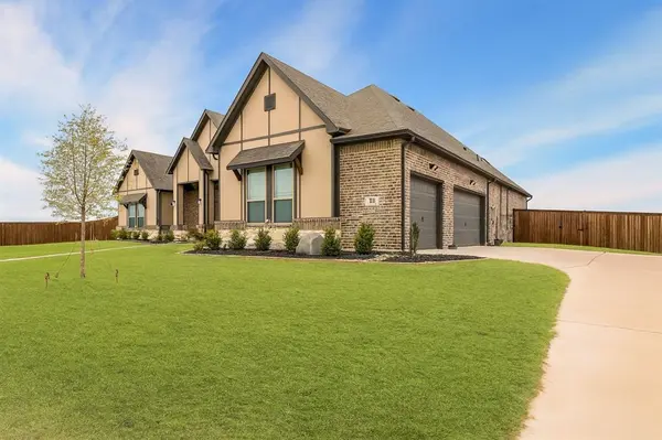 311 Lakota Parkway, Waxahachie, TX 75165