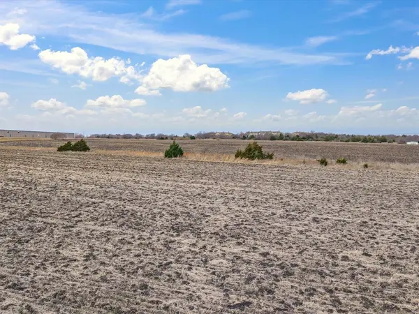 000 Fm 85, Ennis, TX 75119