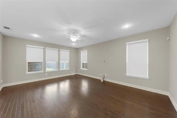 405 Pasco Road, Garland, TX 75044