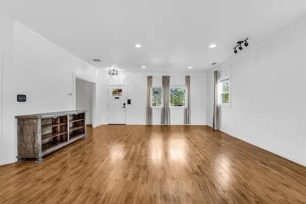 348 Barker Lane, Waco, TX 76705