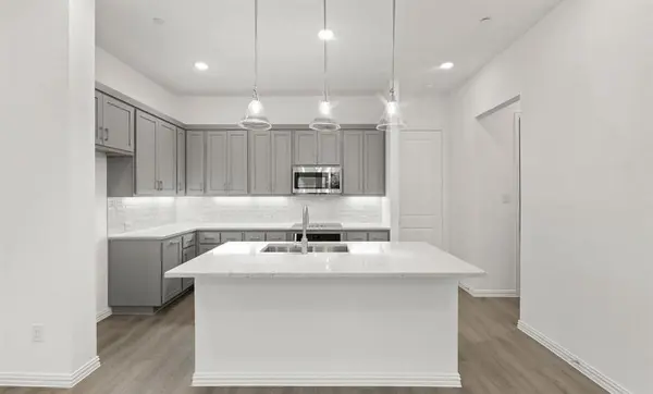 2306 Glacier Way, Mansfield, TX 76063