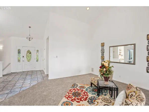 211 BASSWOOD DR, Silver Lake, WA 98645