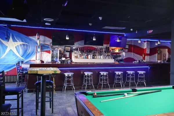 870 Broadway, Newark City, NJ 07104