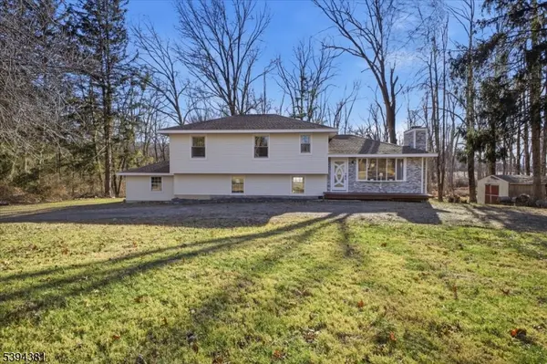 192 Bryans Rd, Washington Twp., NJ 08827