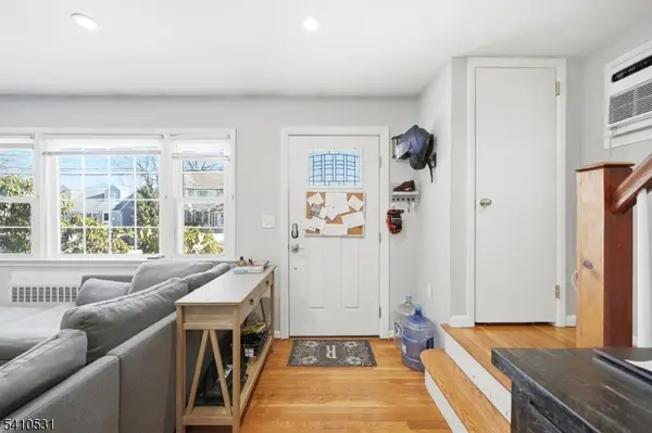 163 Edgewood Ave, Clifton City, NJ 07012