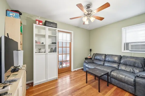 163 Edgewood Ave, Clifton City, NJ 07012