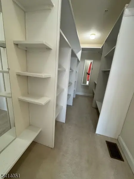 18 Ashley Ct, Hawthorne Boro, NJ 07506