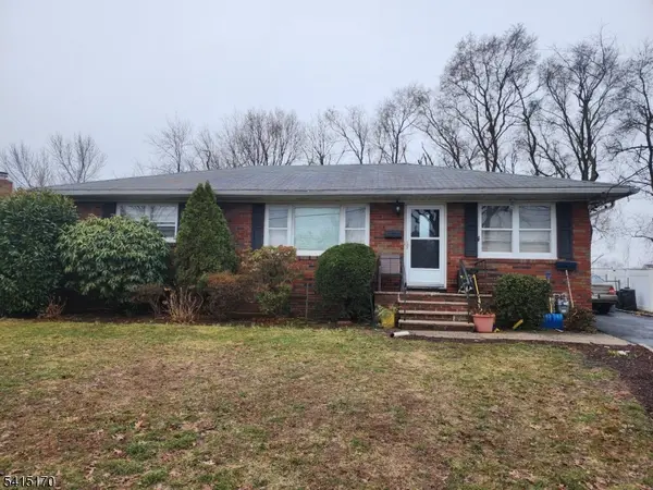 162 Rutgers Pl, Clifton City, NJ 07013