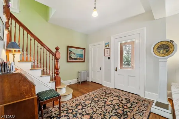 57 Pompton Rd, Haledon Boro, NJ 07508