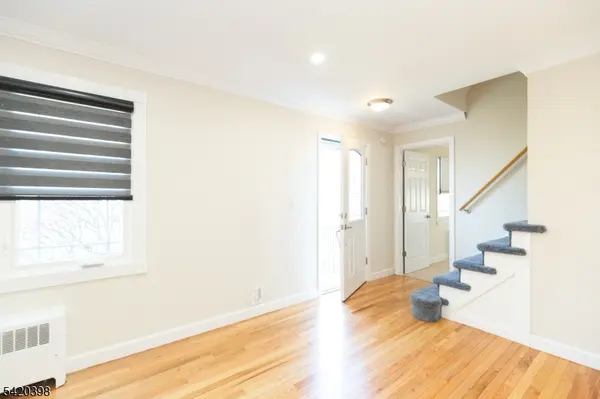 1605 Windrew Ave, South Plainfield Boro, NJ 07080