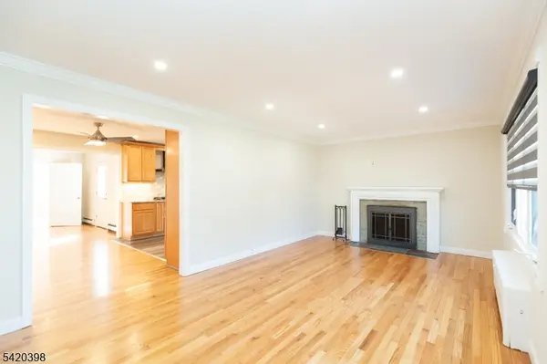 1605 Windrew Ave, South Plainfield Boro, NJ 07080