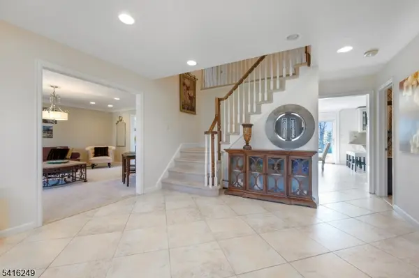 1 Dellmead Dr, Livingston Twp., NJ 07039