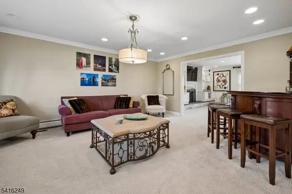 1 Dellmead Dr, Livingston Twp., NJ 07039