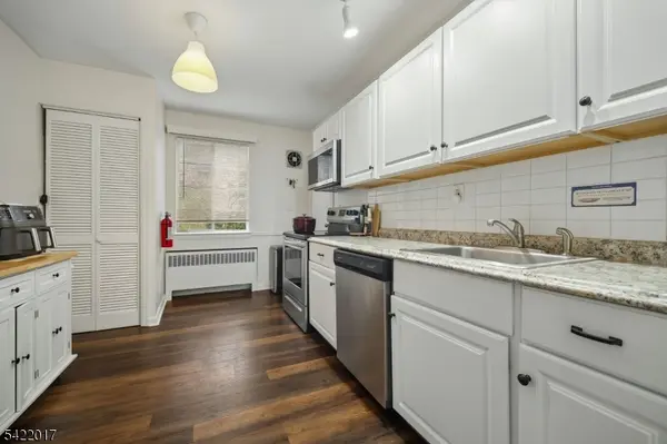 1A Troy Dr #A, Springfield Twp., NJ 07081