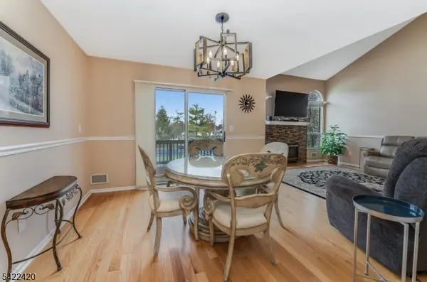 268 Laurel Ct, Readington Twp., NJ 08889