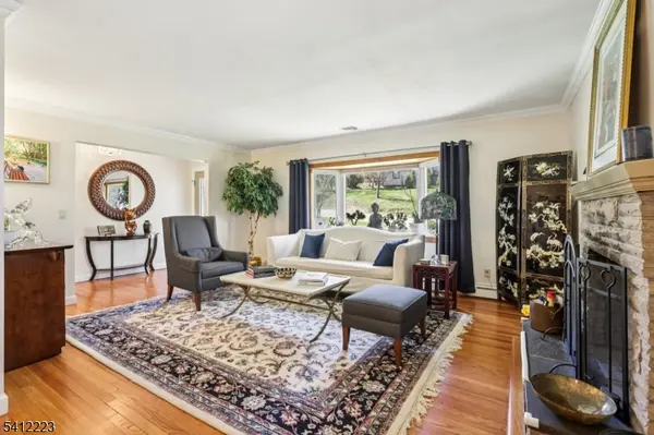 191 Hillcrest Ave, Hawthorne Boro, NJ 07506