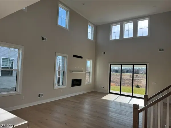 47 Sofia Dr, Manalapan Twp., NJ 07726