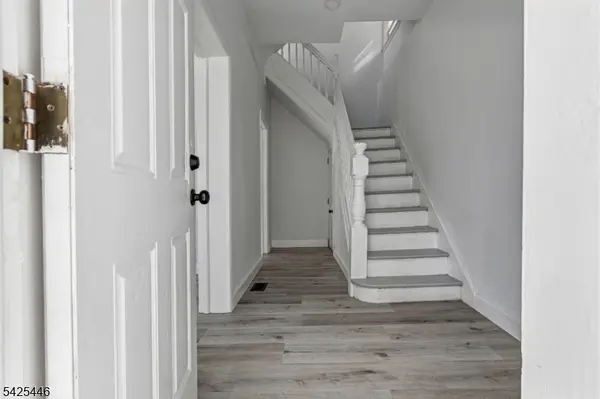 77 S Munn Ave, Newark City, NJ 07106