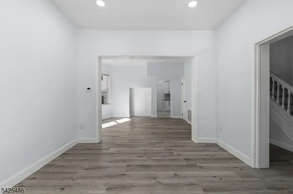 77 S Munn Ave, Newark City, NJ 07106