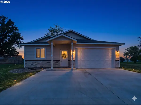 320 RIVERWOOD CT, Umatilla, OR 97882