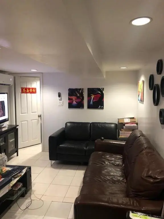 1539 West 5th ST, Brooklyn, NY 11204