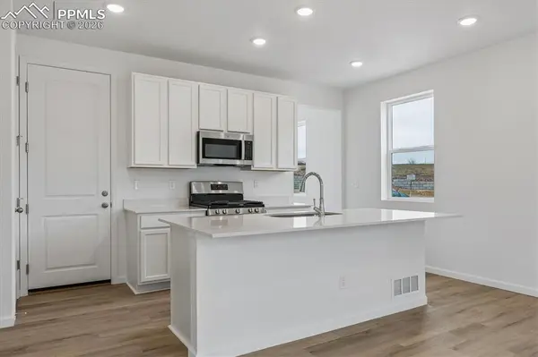 850 Tenebris PT, Colorado Springs, CO 80915