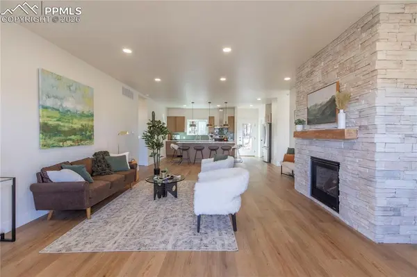 484 Due South RD, Florissant, CO 80816