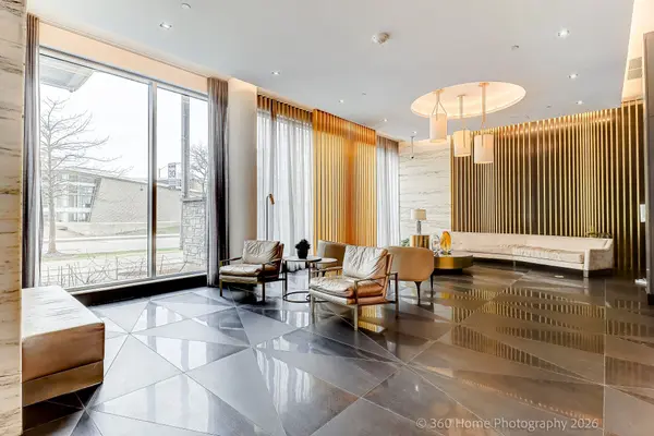 7 Kenaston GDNS #301, Toronto C15, ON M2K 0E9