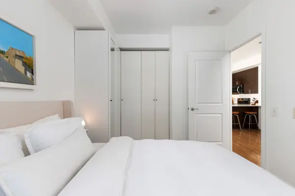 560 Front ST W #303, Toronto C01, ON M5V 1C1