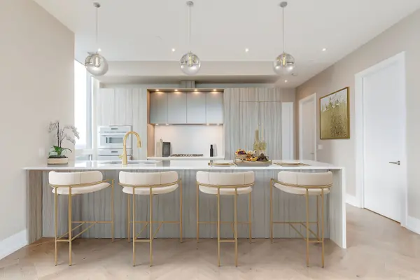 99 John ST #4801, Toronto C01, ON M5V 0S6