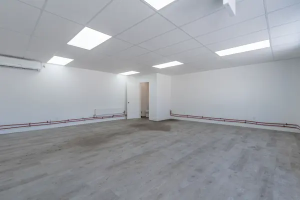 7 Glebemount AVE, Toronto E03, ON M4C 3R2