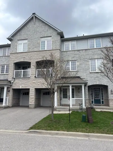 37 Chaston RD, Ajax, ON L1Z 0M5