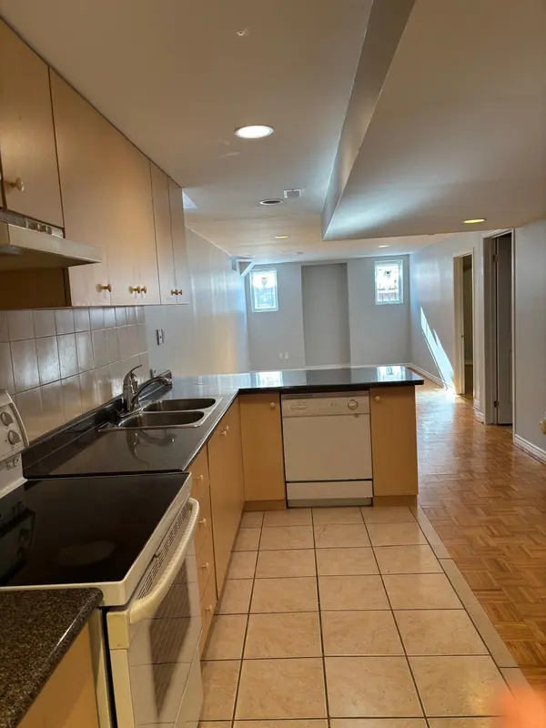 13 Beechgrove CRES #Bsmt, Markham, ON L3R 4Z1