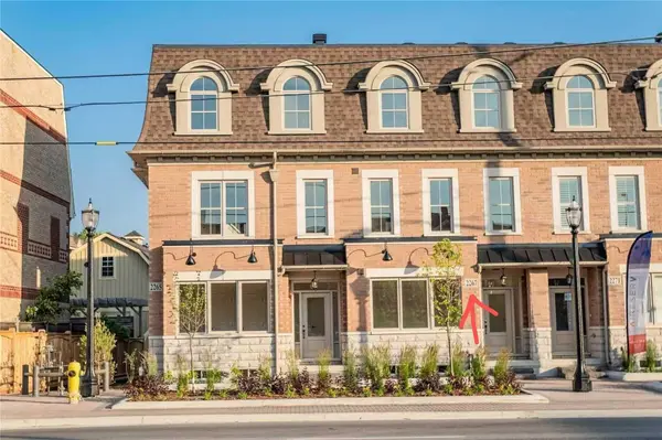 2267 Major Mackenzie DR W #7, Vaughan, ON L6A 5A8