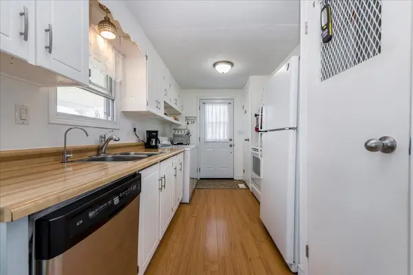 79 LINDEN LN, Innisfil, ON L9S 1N3