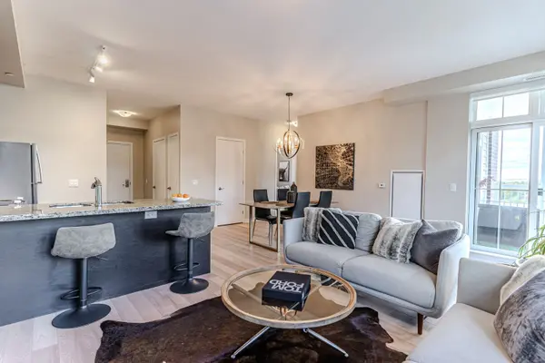 40 Horseshoe BLVD #217, Oro-medonte, ON L4M 4Y8