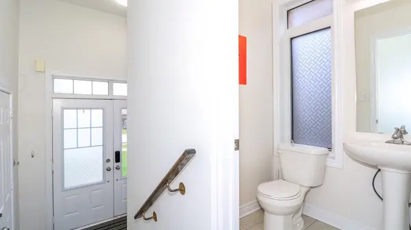 52 Snelgrove CRES, Barrie, ON L4N 6R6